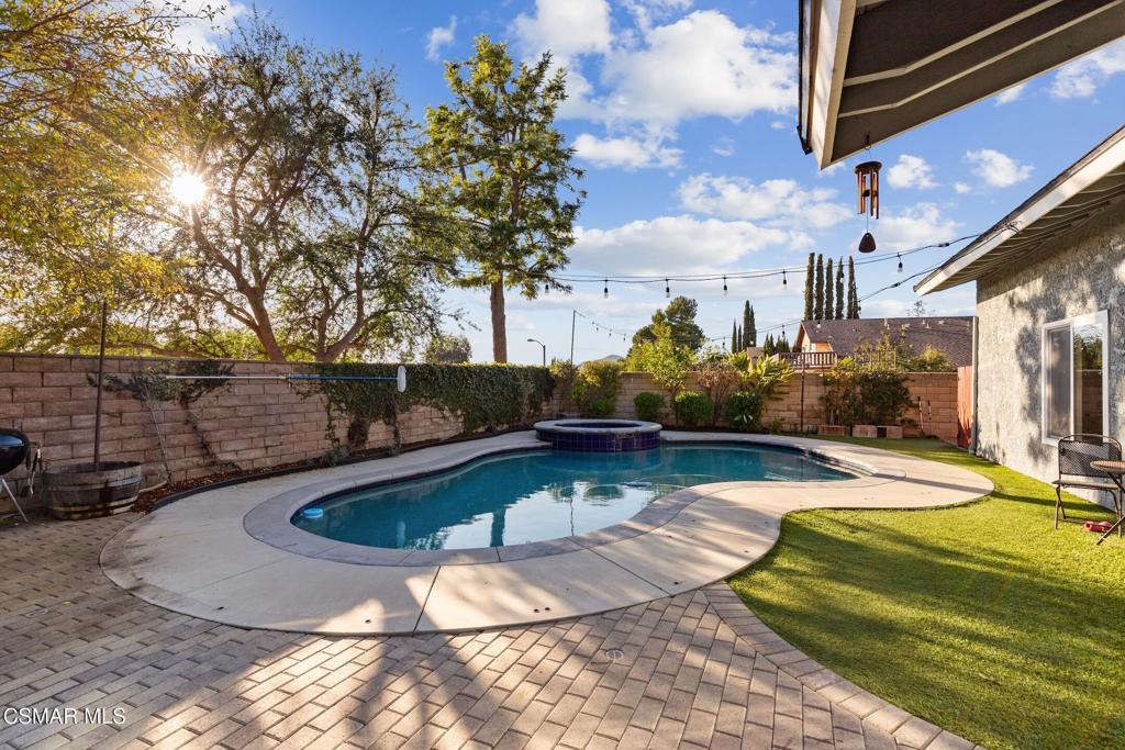 Cal Classics-102 - 1000052 - Residential