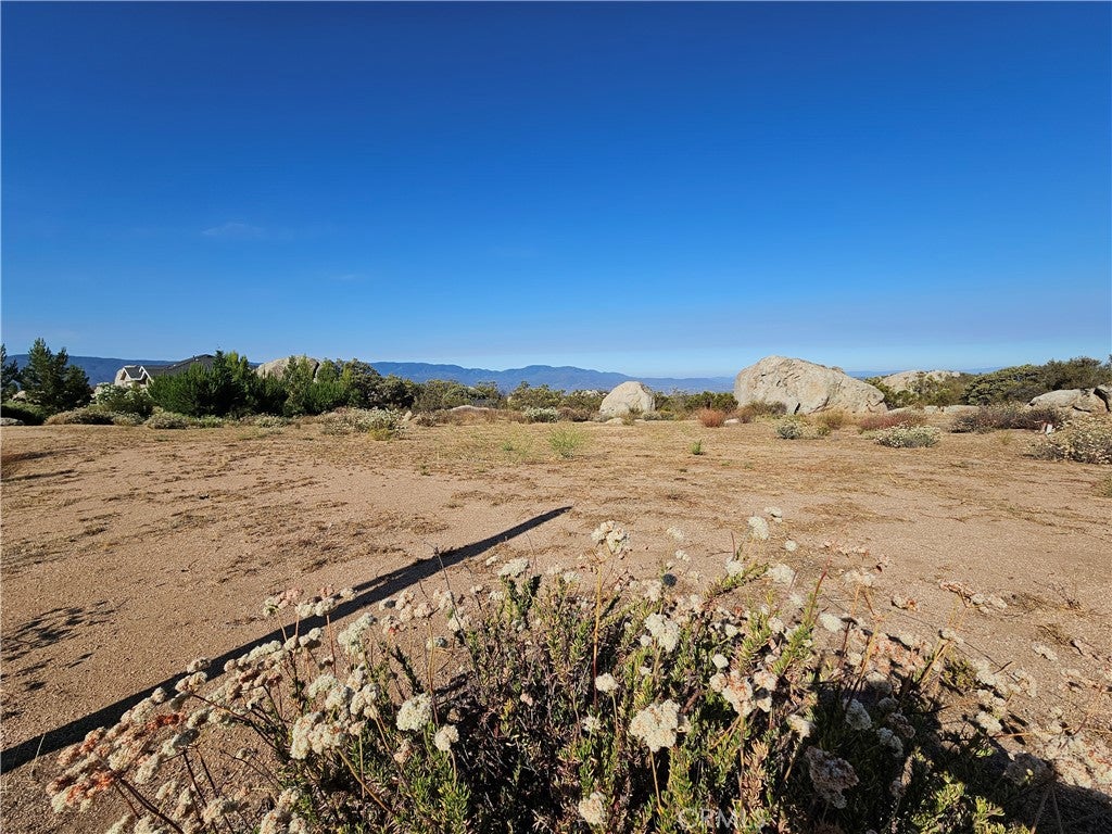 41173 Rocky Valley Way