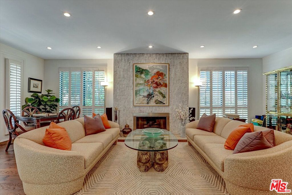 148 S Crescent Drive 101