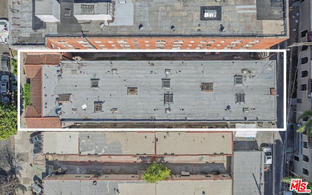 502 S Westlake Avenue