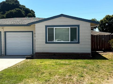 Photo of Salinas, CA 93906 (MLS # ML82051989)
