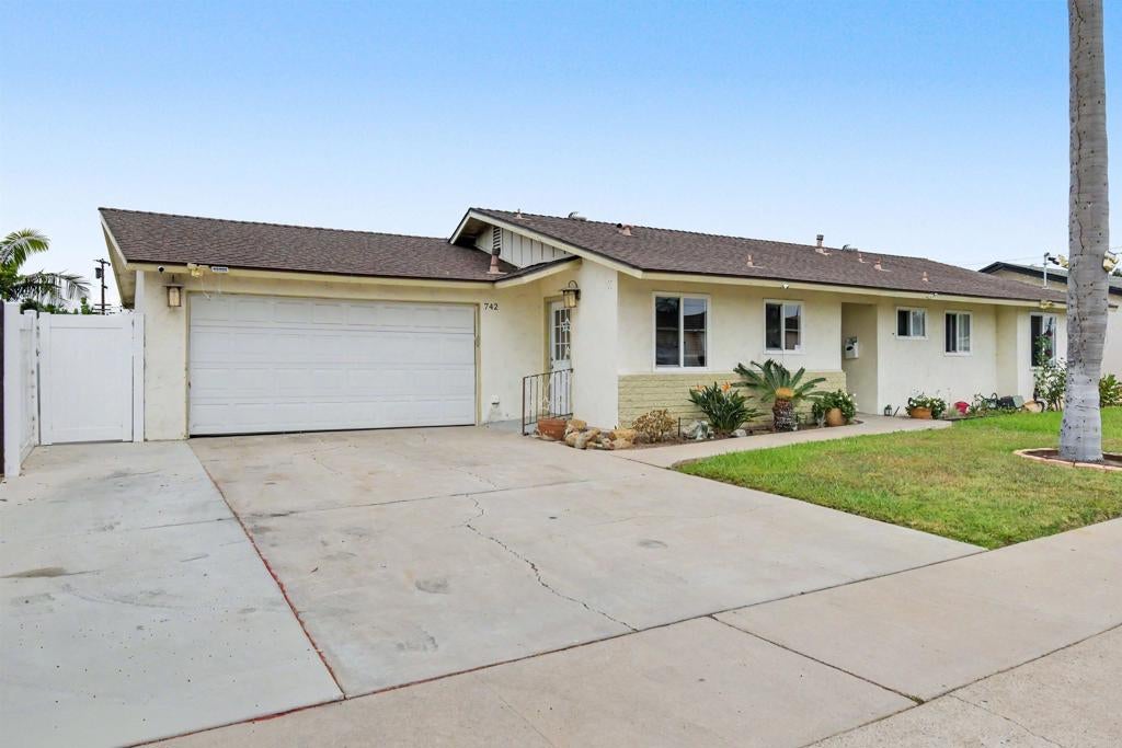 742 Date Avenue