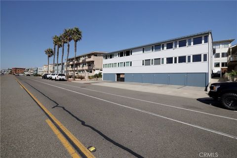 Tiny photo for 1710 Esplanade #D, Redondo Beach, CA 90277 (MLS # SB25245318)
