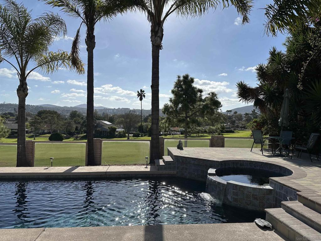 12421 Greens East Rd