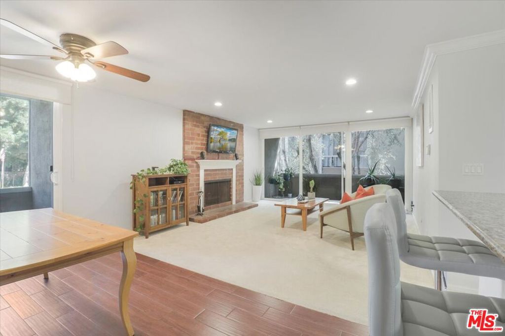 6305 Green Valley Circle 203