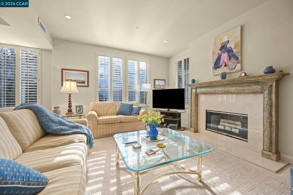 5920 Horsemans Canyon 1B