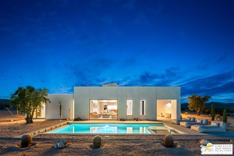 Photo of 3236 Sunever Road, Joshua Tree, CA 92252 (MLS # 26660821PS)