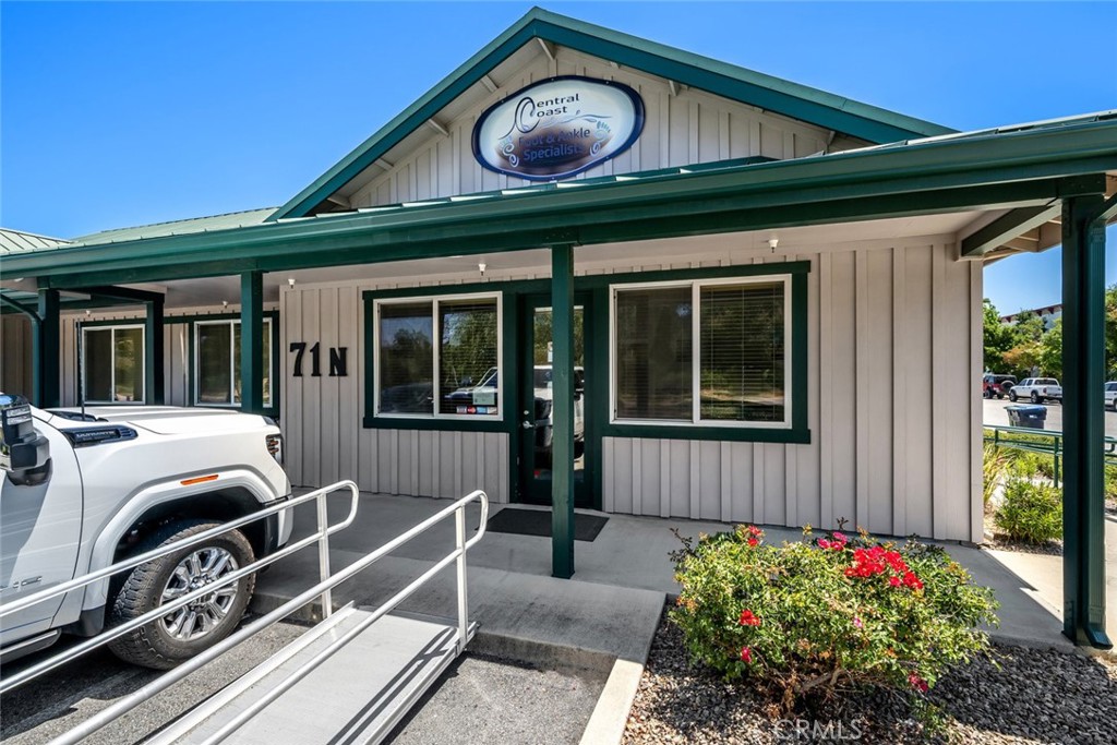 6-8 private offices, break room, conference room, great storage. 1 restroom with the possibility of adding additional. Parking in the front and rear with front and rear doors. High traffic visibility. Steps away from the post office.