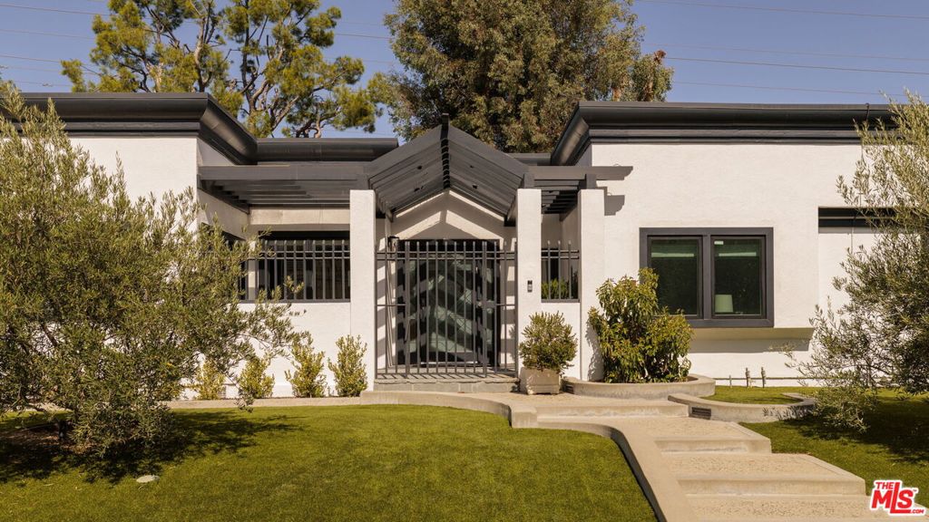 18623 Palomino Drive