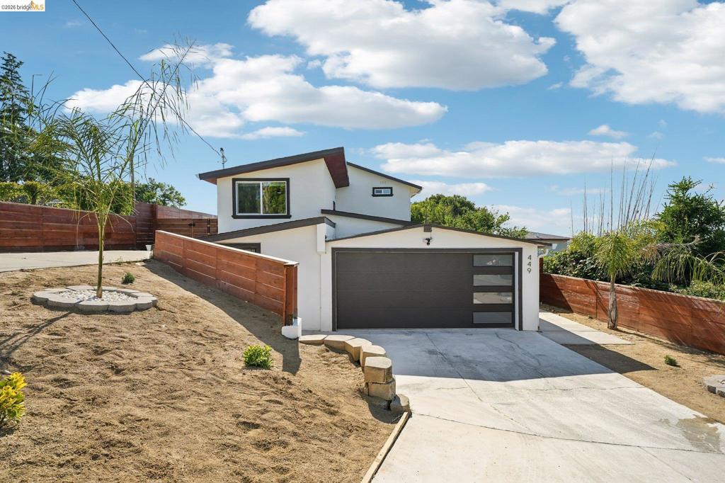 449 GILCREST