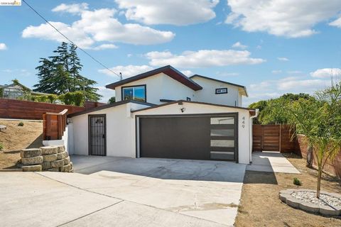 Photo of 449 GILCREST AVE, Vallejo, CA 94591 (MLS # 41135740)