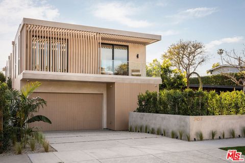 2457 Glyndon Avenue Venice CA 90291