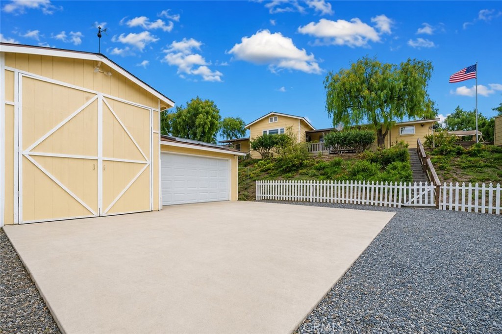 47480 Maverick Road