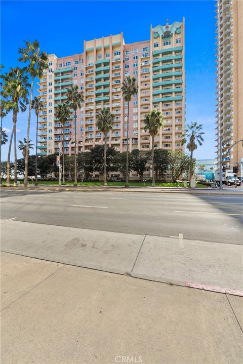 Photo of 488 E Ocean Boulevard #1210, Long Beach, CA 90802 (MLS # DW26105408)