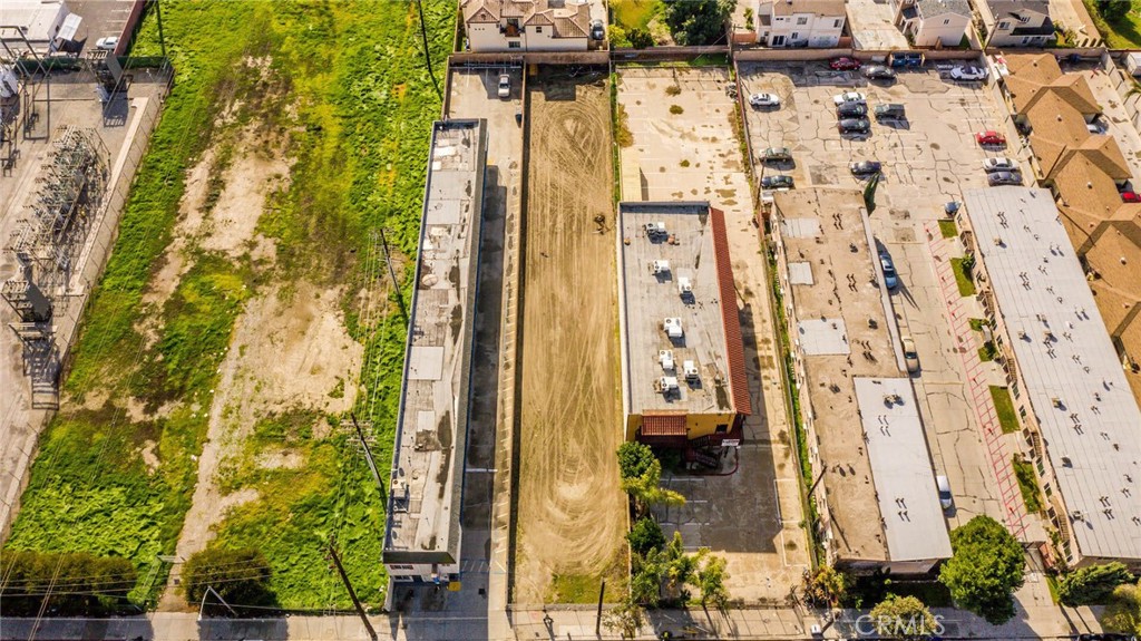 Properties 1 8826 Artesia