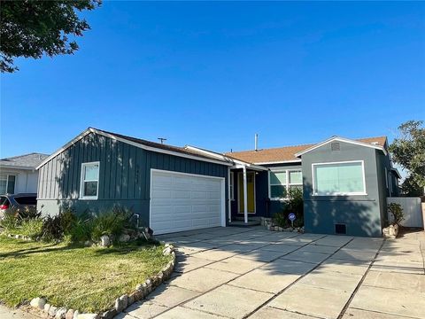 Photo of 5427 W 135th Street, Hawthorne, CA 90250 (MLS # SB26127727)