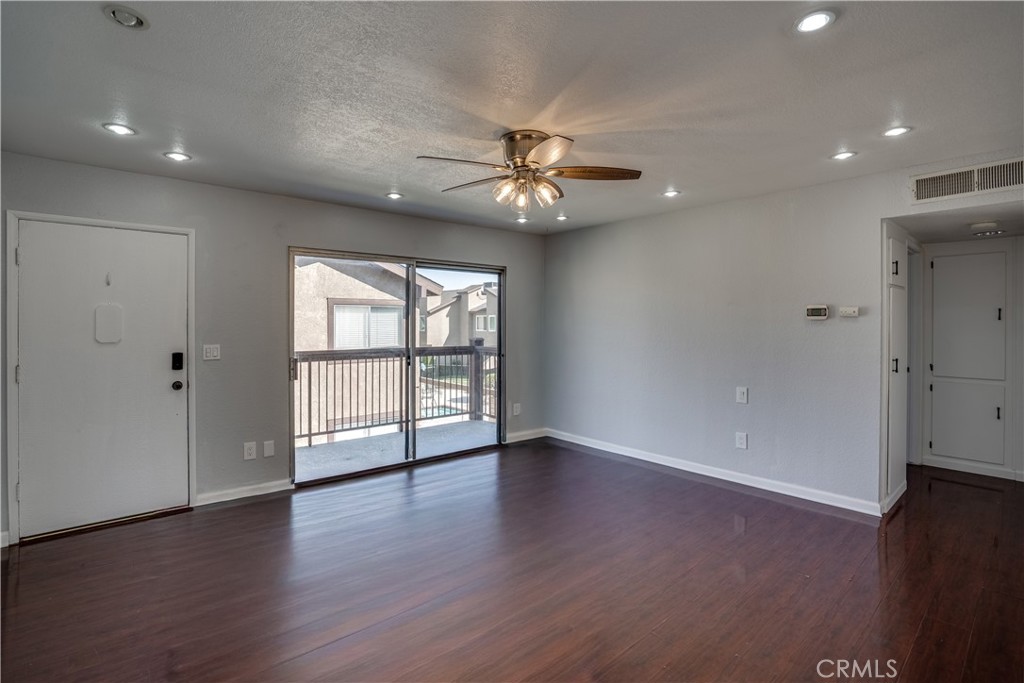 Pinetree - Residential
