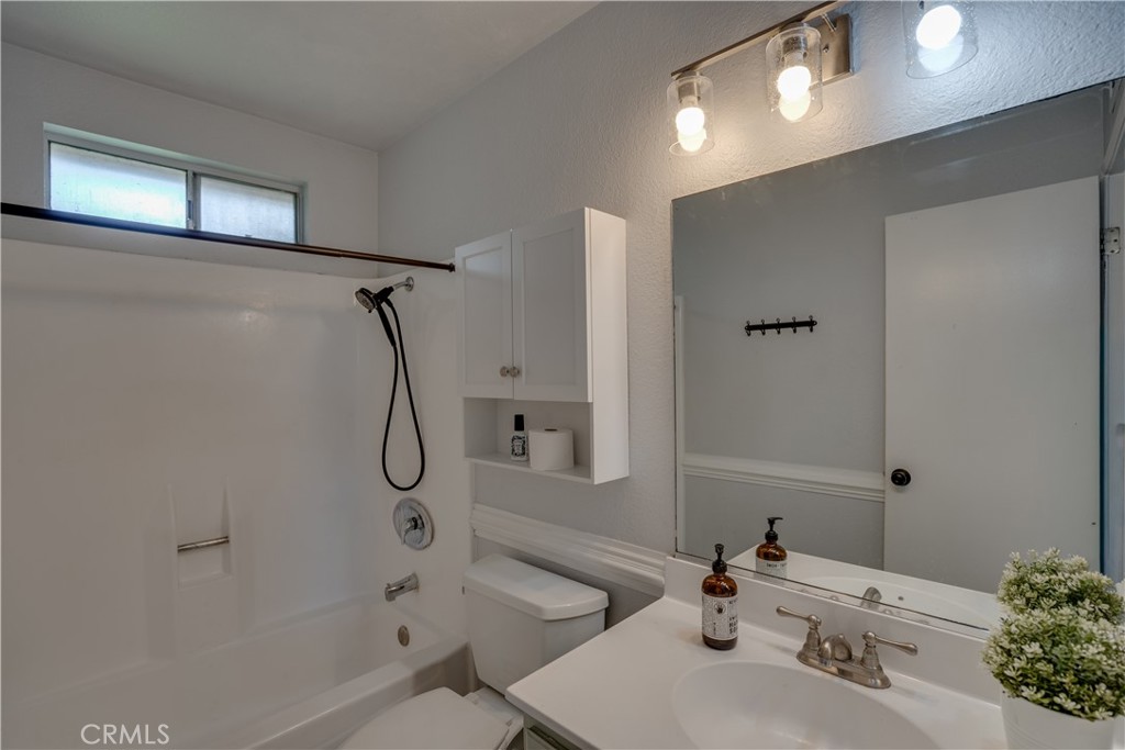 Pinetree - Residential