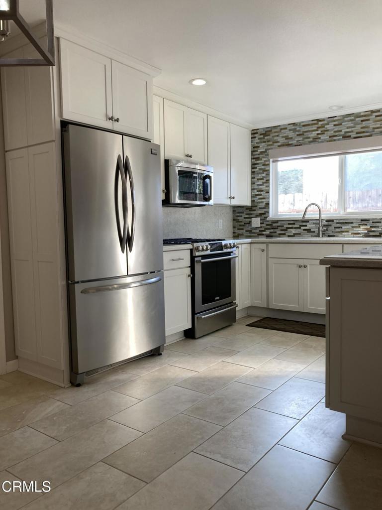 Reeder 2 - 196402 - Residential Lease