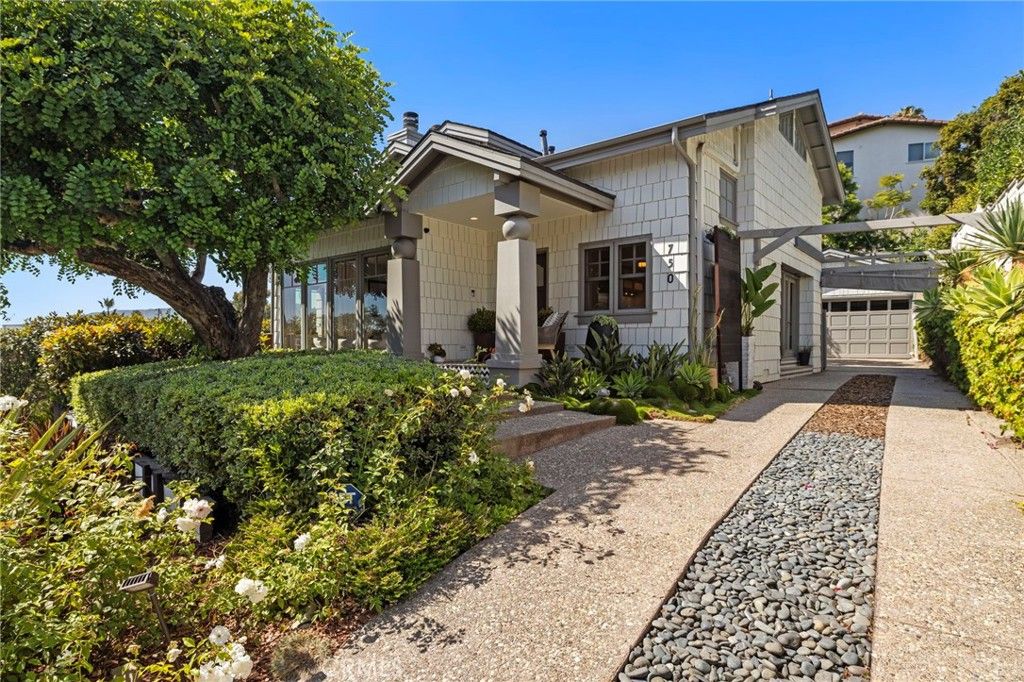 Photo of 750 Griffith Way, Laguna Beach, CA 92651 (MLS # LG26111495)