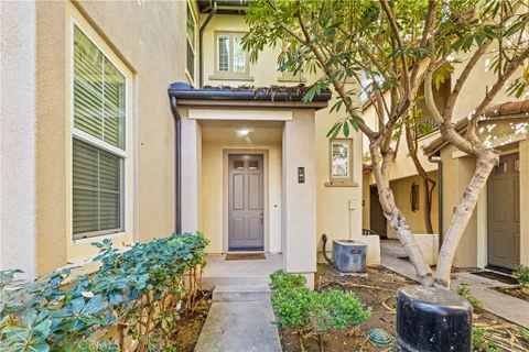MLS: OC26217358