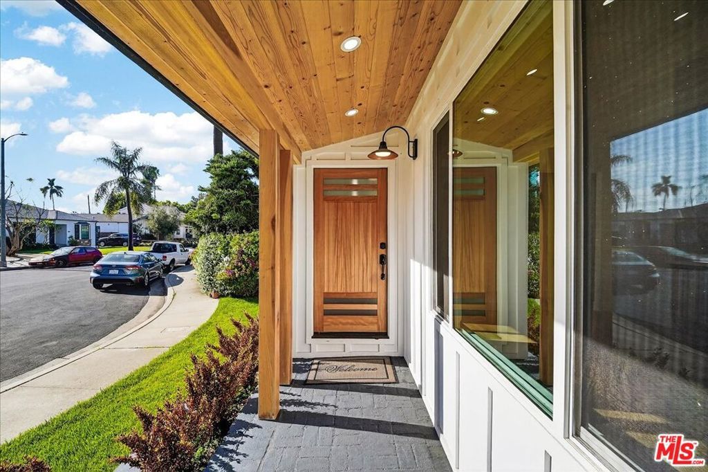 Photo of 2460 Stoner Avenue, Los Angeles, CA 90064 (MLS # 26670263)