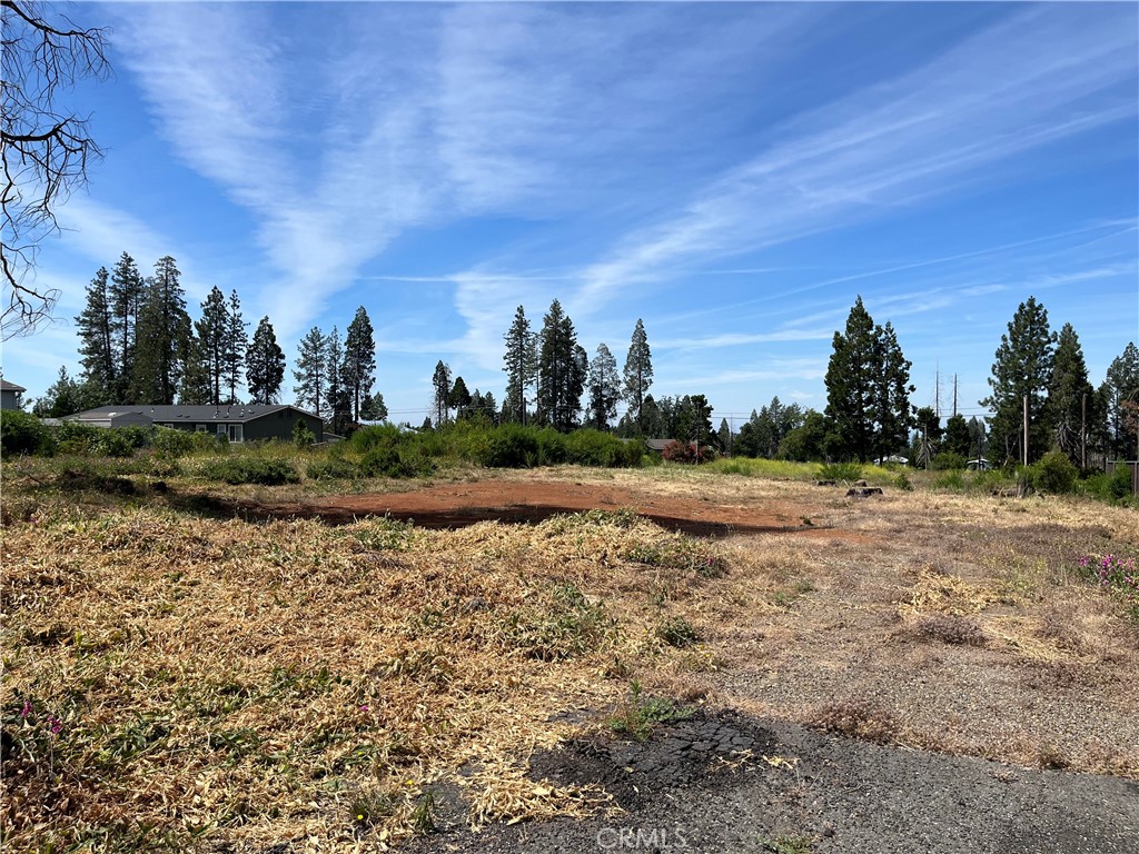 13743 Eureka Drive