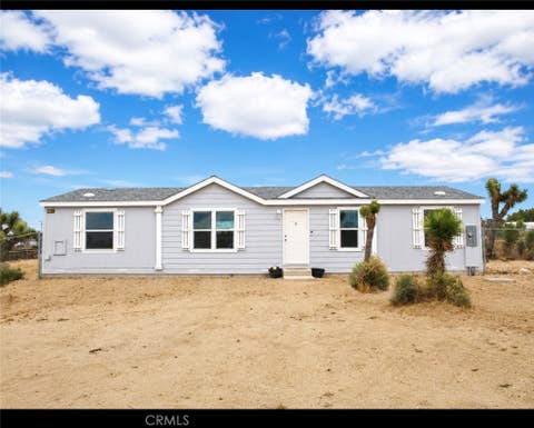 Photo of 11561 Buena Vista RD, Pinon Hills, CA 92372 (MLS # HD26102853)
