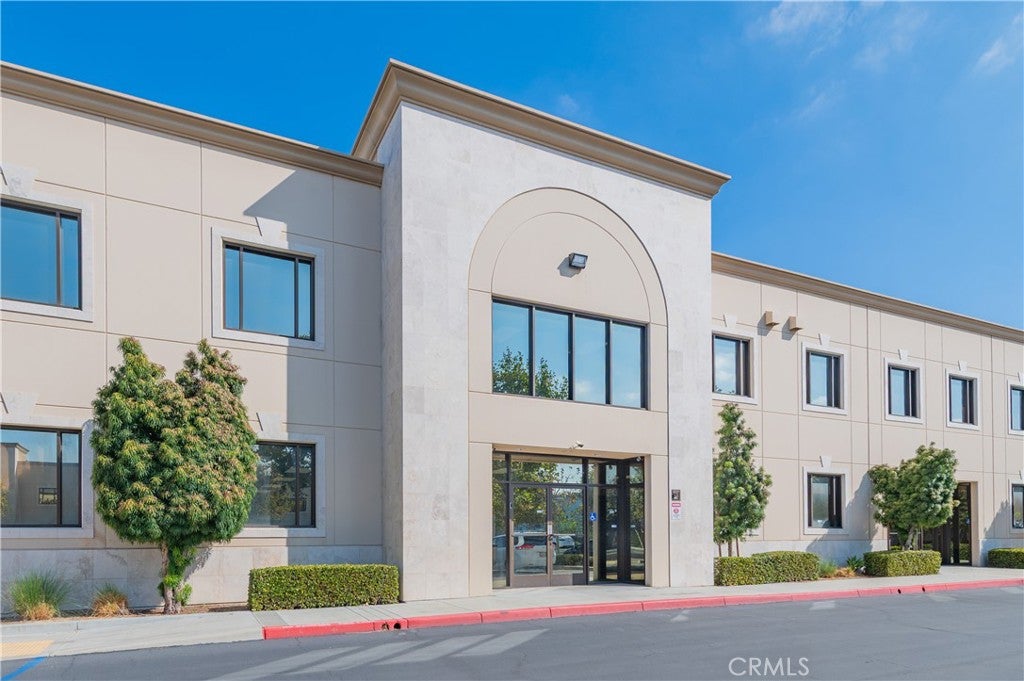 201 N Corona Avenue Suite 103