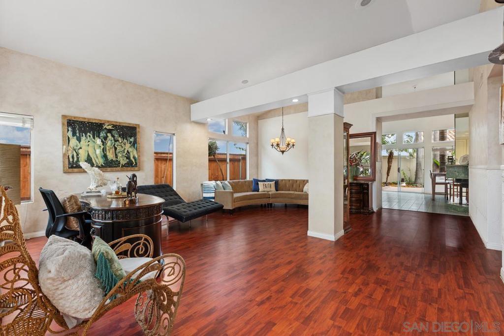 1672 Olympus Loop Dr