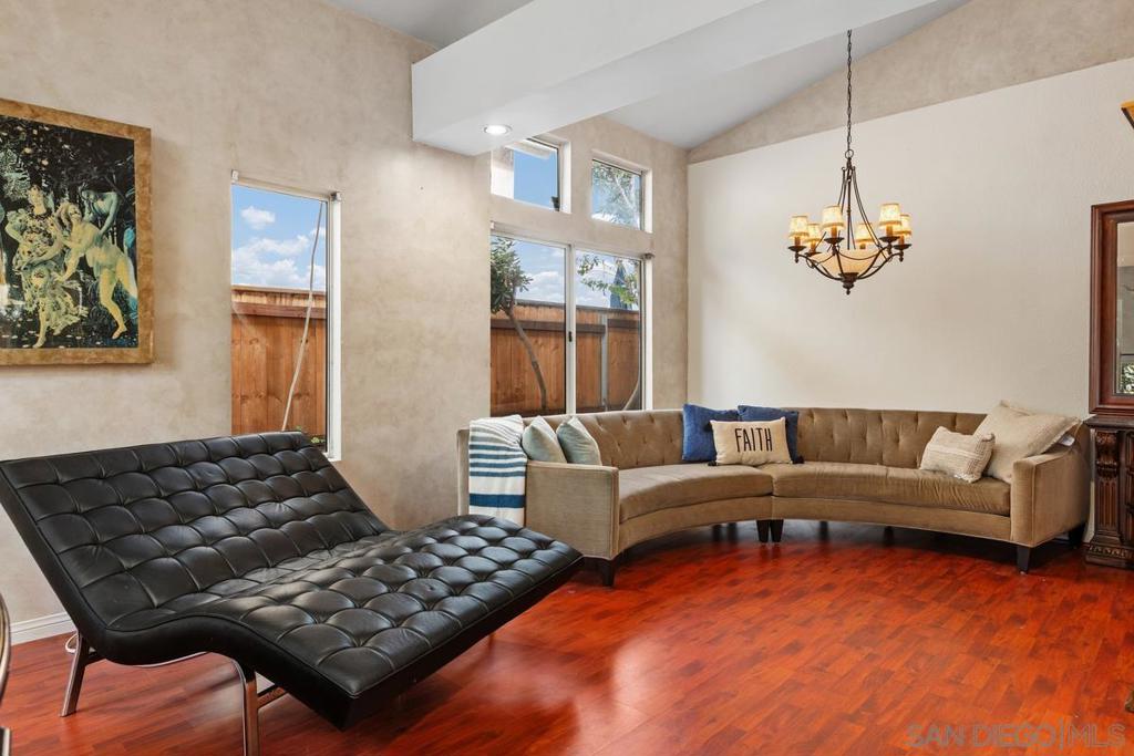 1672 Olympus Loop Dr