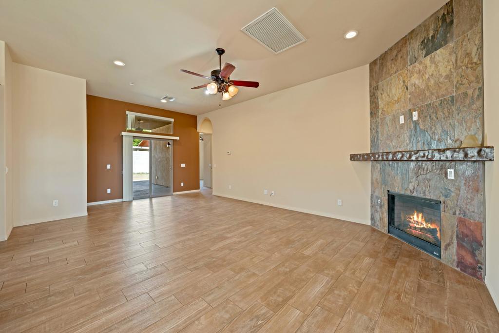 La Quinta Cove - Residential