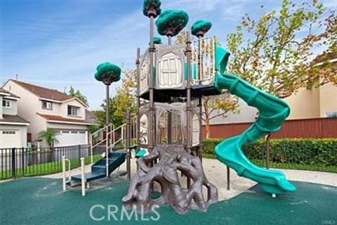 Tiny photo for 4 Sherrelwood Court, Aliso Viejo, CA 92656 (MLS # OC26158806)