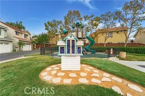 Tiny photo for 4 Sherrelwood Court, Aliso Viejo, CA 92656 (MLS # OC26158806)