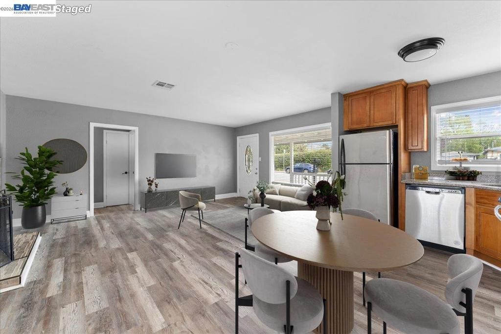 Photo of 2315 West Ave Ave, Santa Rosa, CA 95407 (MLS # 41127538)