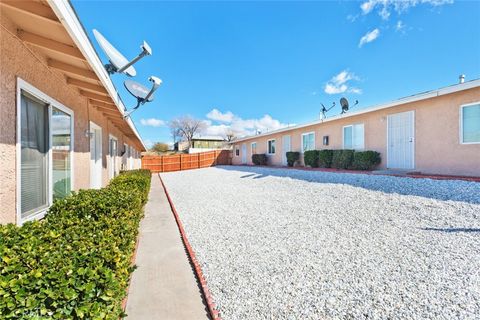 15564 Hesperia Victorville CA 92395