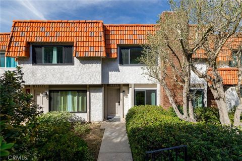 Photo of 28003 Ridgebrook Court, Rancho Palos Verdes, CA 90275 (MLS # SB26104463)