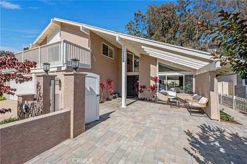 Photo of 5497 Coral Reef Avenue Ave, La Jolla, CA 92037 (MLS # NP25251240) Photo of 5497 Coral Reef Avenue Ave, La Jolla, CA 92037 (MLS # NP25251240)