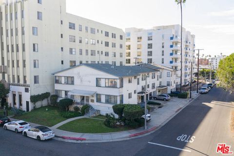 Photo of 505 S Serrano Avenue, Los Angeles, CA 90020 (MLS # 25624117)