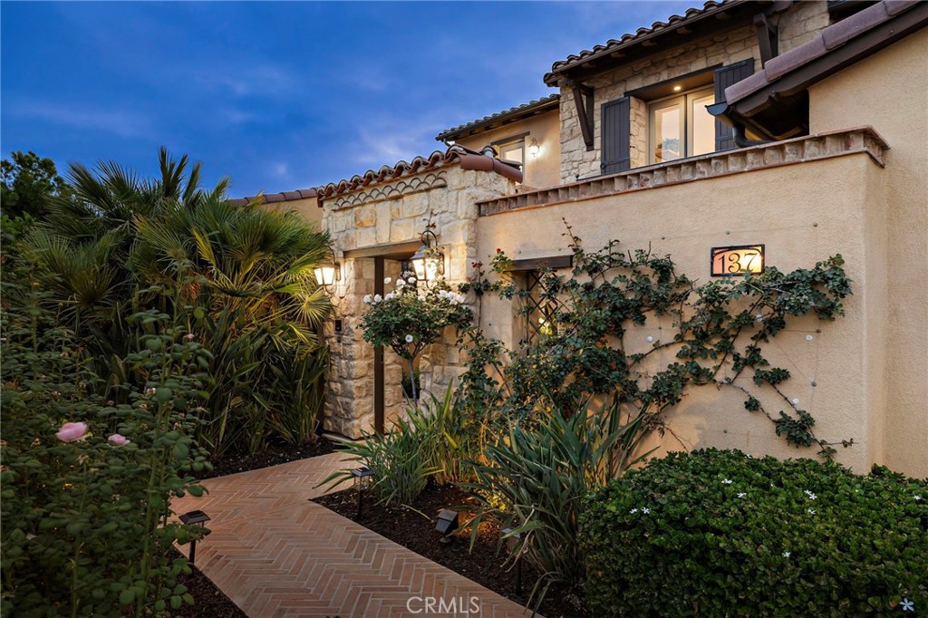 137 Sunset Cv