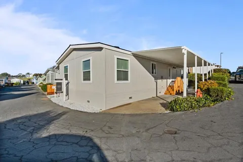 144 Holm Road, Watsonville, CA 95076 - MLS#: ML82027548