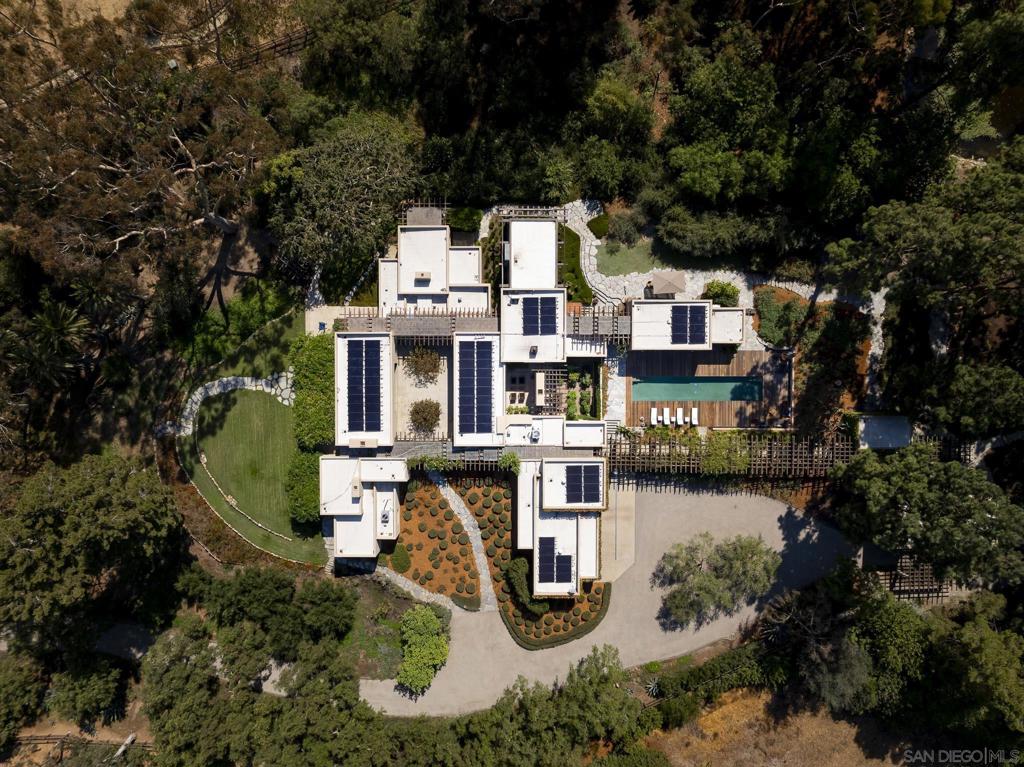 Rancho Santa Fe - Residential