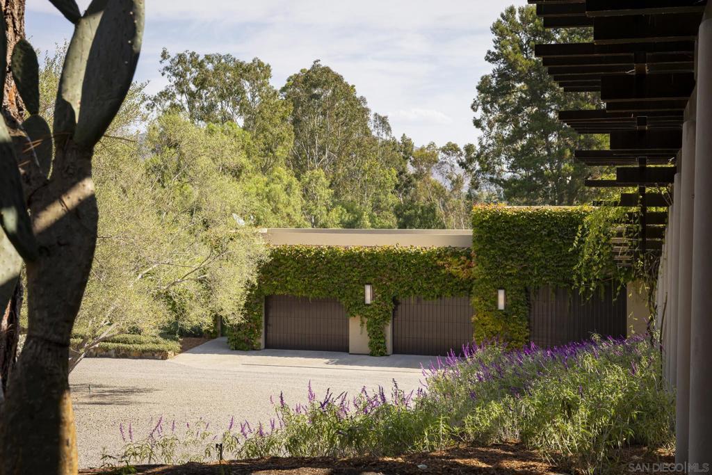 Rancho Santa Fe - Residential