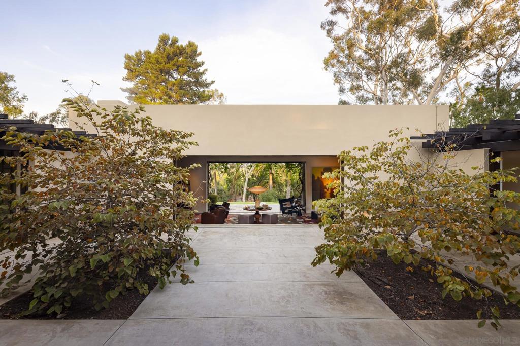Rancho Santa Fe - Residential