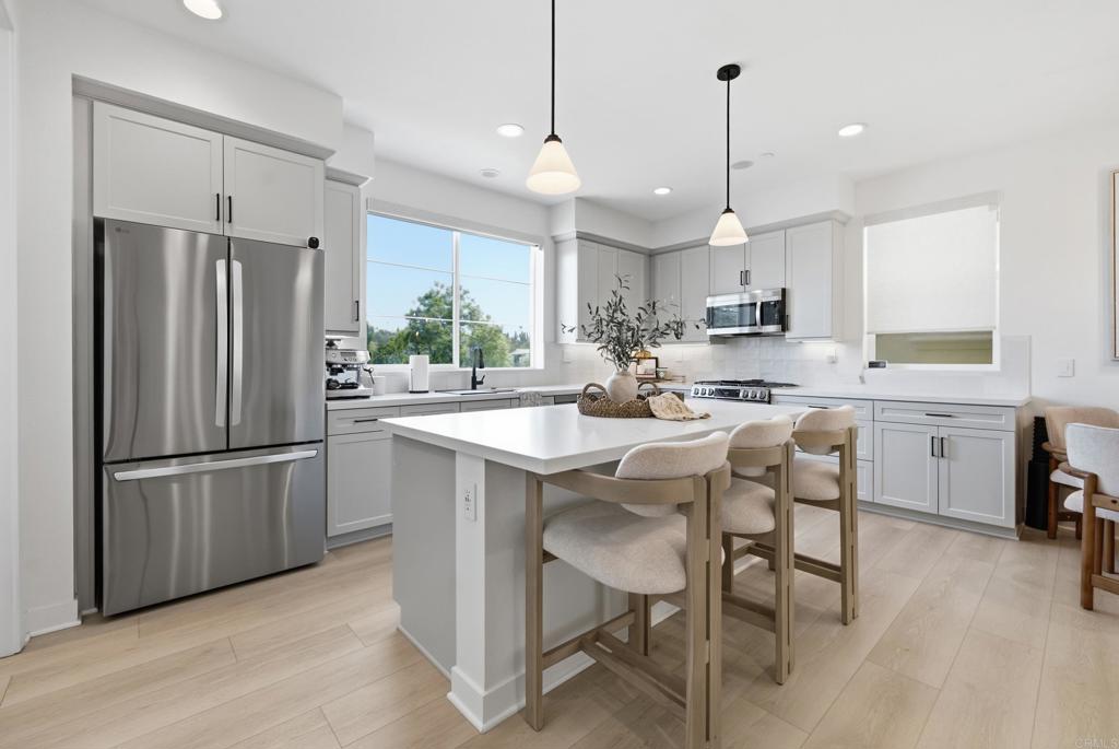 370 Volary Glen GLN