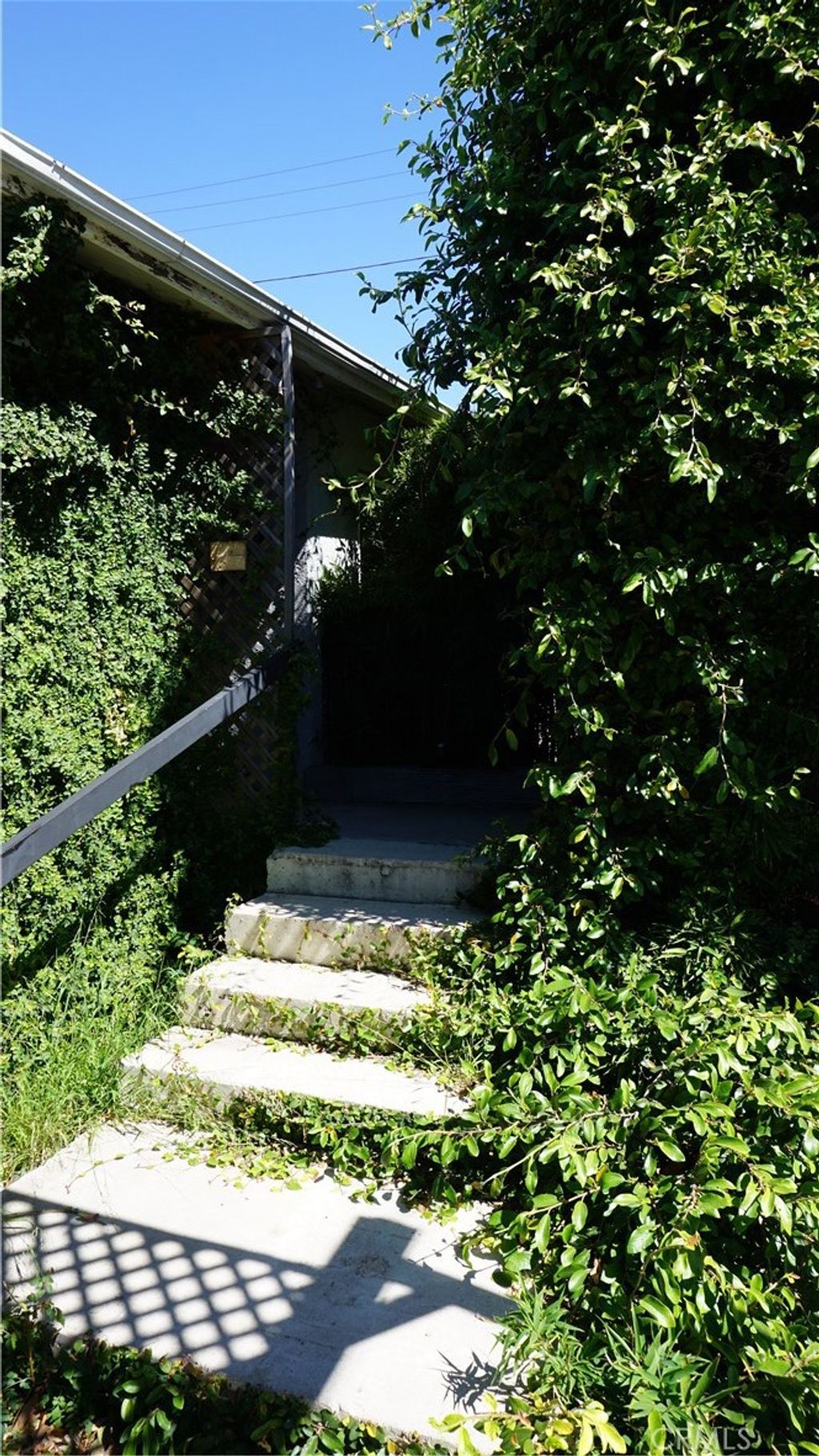 Photo of 7361 Flight Avenue, Los Angeles, CA 90045 (MLS # GD26045819)