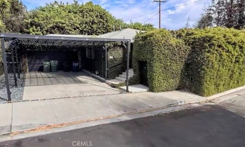 Photo of 7361 Flight Avenue, Los Angeles, CA 90045 (MLS # GD26045819)