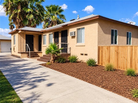 Photo of 1152 N Acacia Ave AVE, San Bernardino, CA 92410 (MLS # IG26202462)