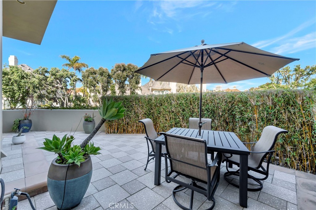 6062 Panorama Drive