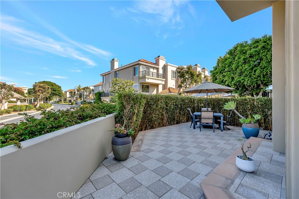 6062 Panorama Drive